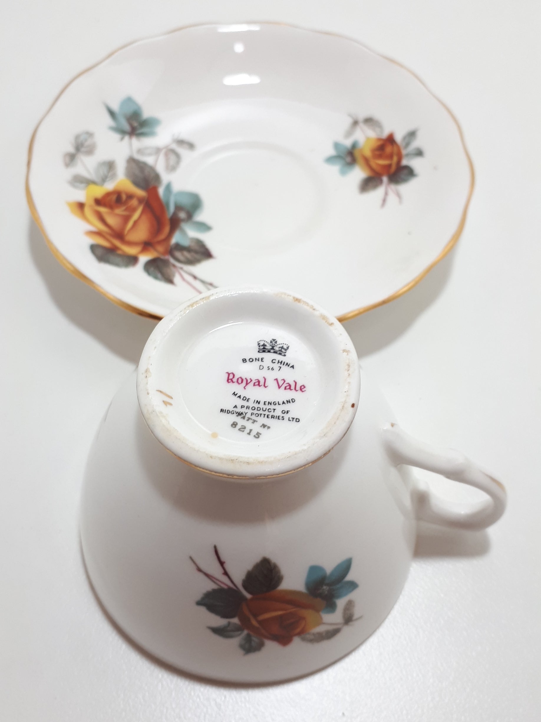 1940-1959 Royal Vale Fine Porcelain Tea Duo - Pattern 8215