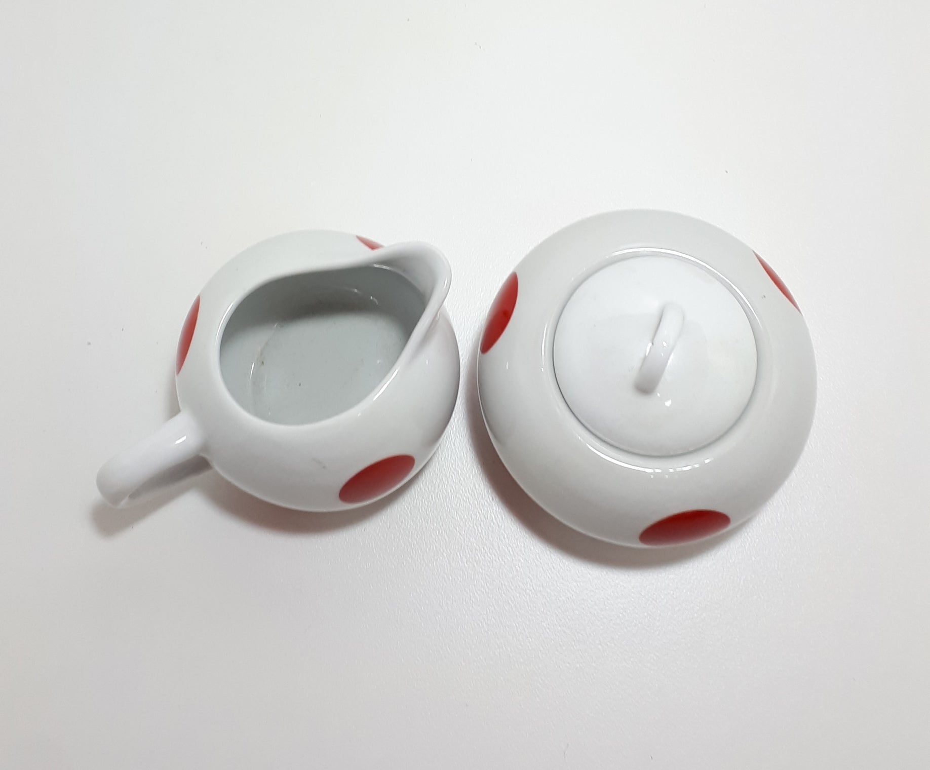 Wiesenthal Porzellan Wirtschaft Kwalitat Porcelain Polka Dot Creamer & Matching Lidded Sugar Bowl