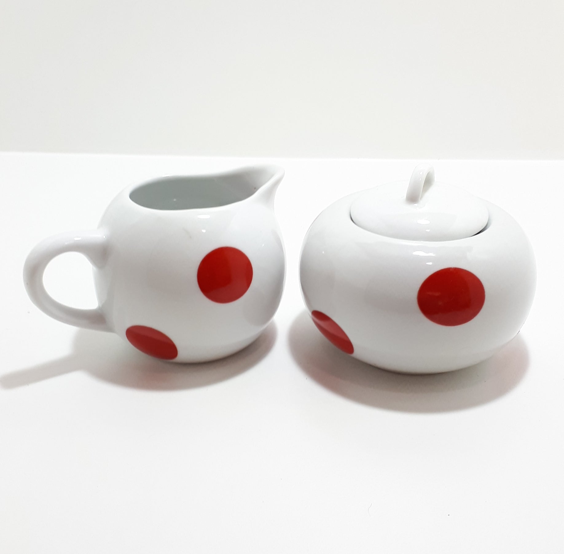 Wiesenthal Porzellan Wirtschaft Kwalitat Porcelain Polka Dot Creamer & Matching Lidded Sugar Bowl