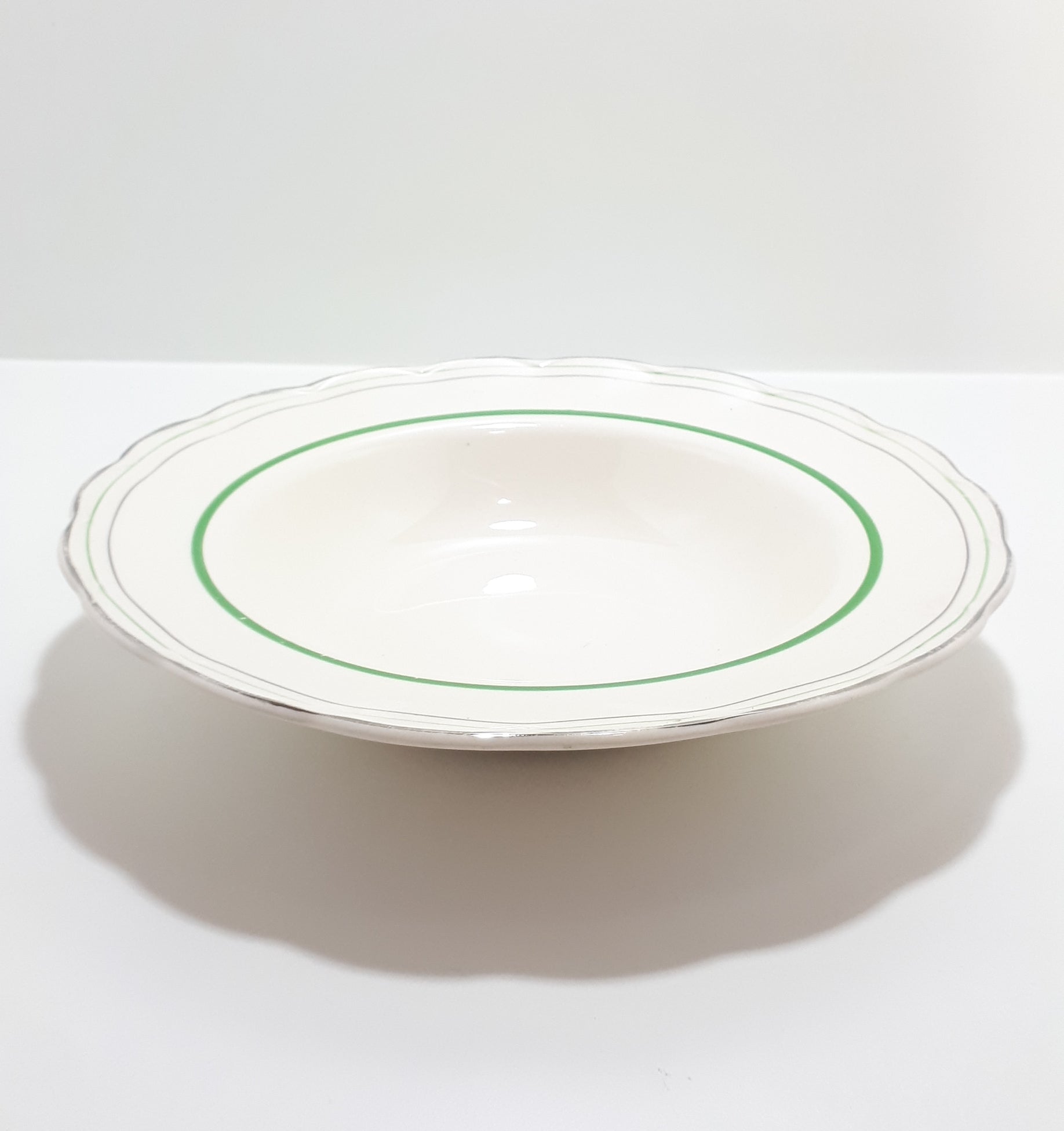 Vintage (1936-1954) W.H. Grindley & Co., Tunstall Large Soup Bowl - Deco Ware Creampetal - Bolton Pattern