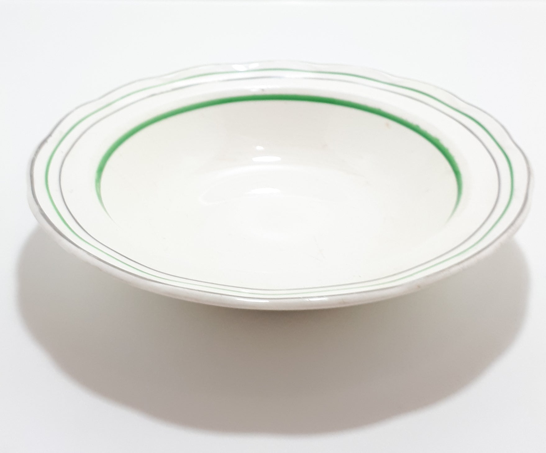 Vintage (1936-1954) W.H. Grindley & Co., Tunstall, Dessert Bowl - Deco Ware Creampetal - Bolton Pattern