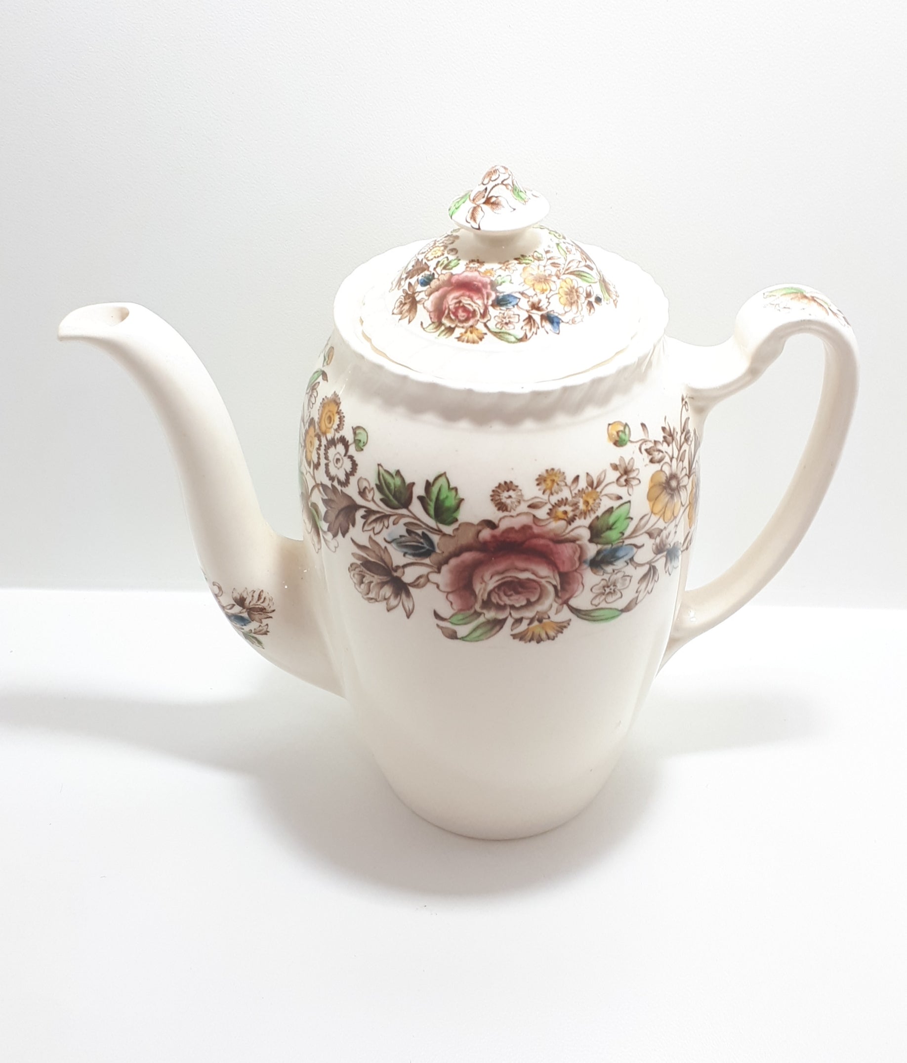 1935-1950 Johnson Bros. Windsor Ware Porcelain Coffee / Tea Pot – Garden Bouquet Pattern