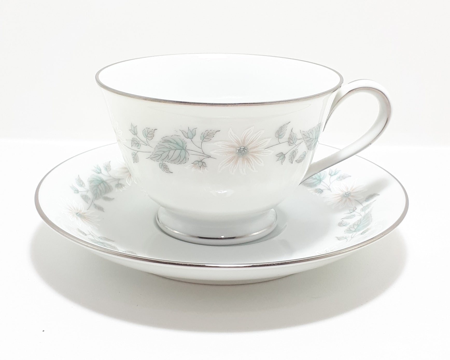 Fine Porcelain Noritake Tea Duo – Wellesley Pattern 6214