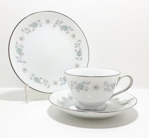 Fine Porcelain Noritake Tea Trio – Wellesley Pattern 6214