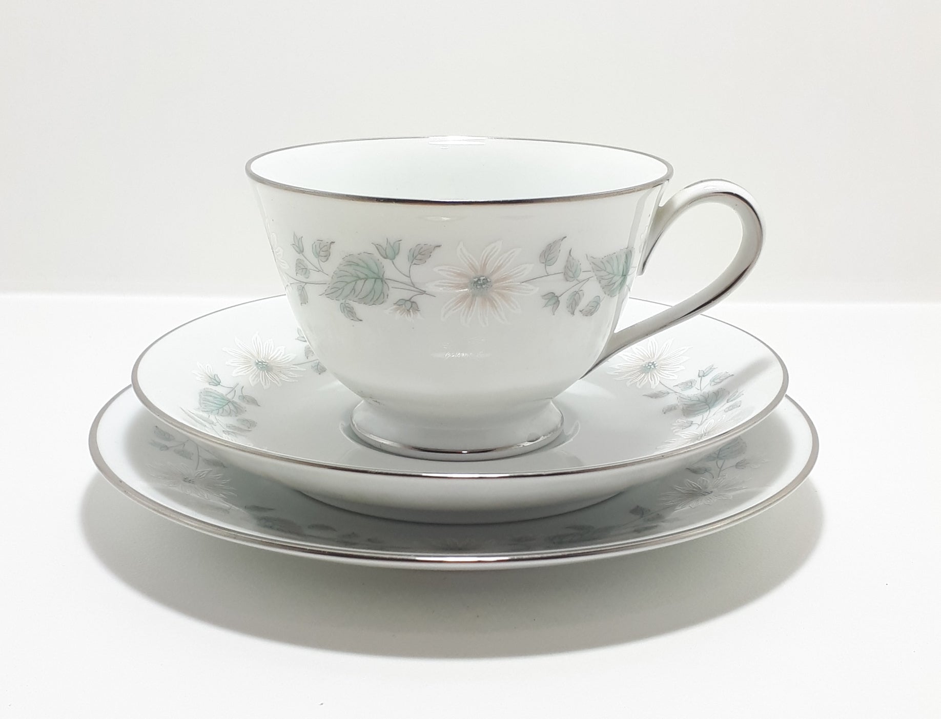 Fine Porcelain Noritake Tea Trio – Wellesley Pattern 6214