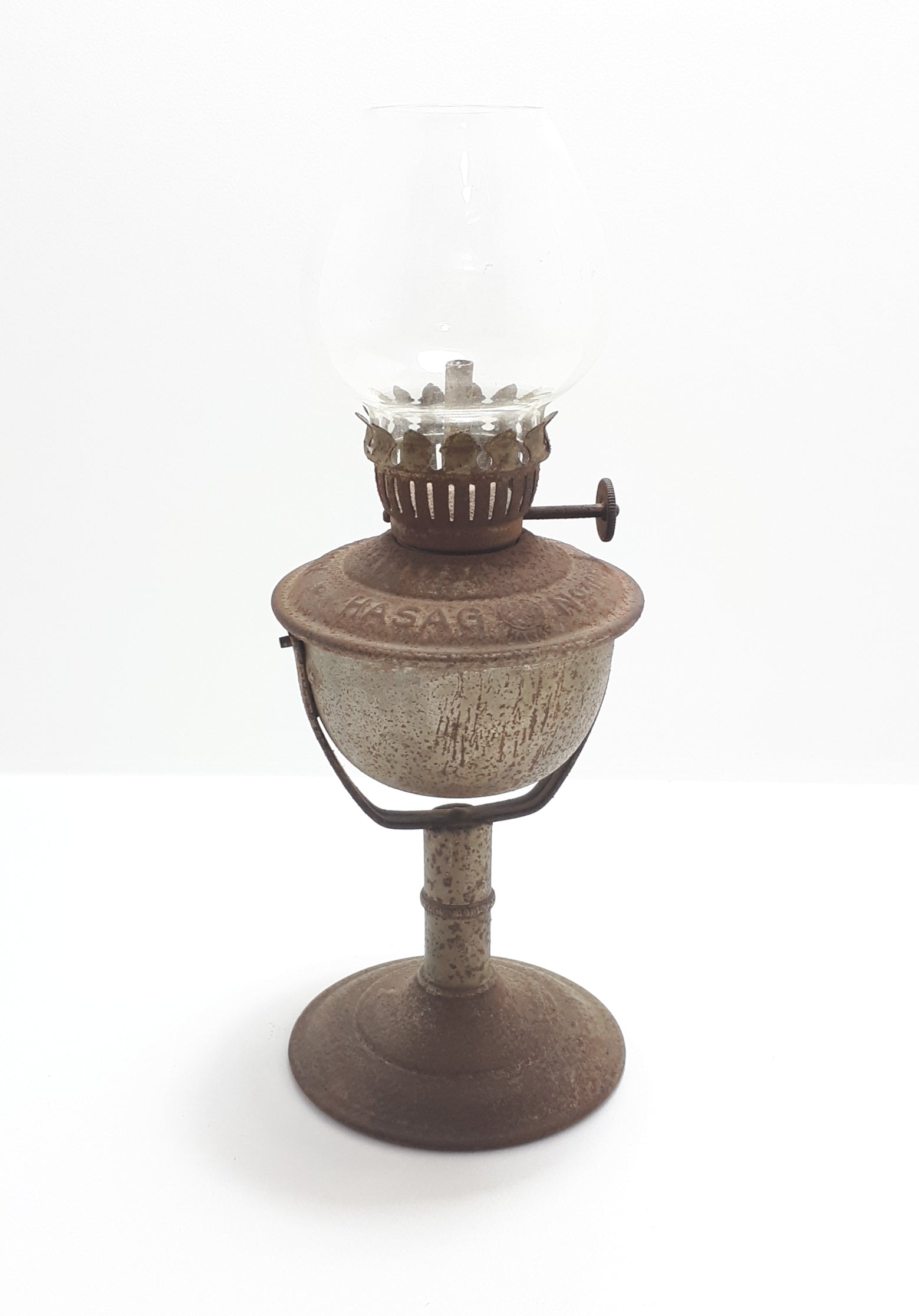 Rare Antique (End of the 19th Century) German Metal HASAG Small Kerosene Oil Lamp No. 105 With Clear Glass Lampshade