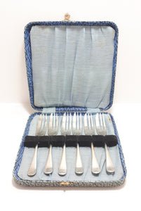 Set of 6 Silvawyte Nickel Silver Cake / Pastry Forks in Presentation Case – Old English Dovetail Handle Design