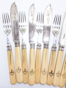 6 Place Setting Antique (1847-mid 20th c.) Harrison Brothers & Howson Silver Plated Fish Cutlery