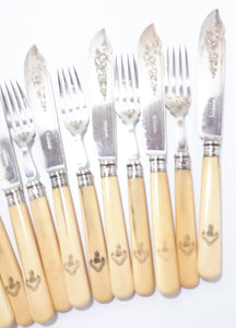 6 Place Setting Antique (1847-mid 20th c.) Harrison Brothers & Howson Silver Plated Fish Cutlery