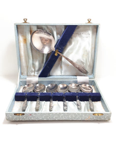 1960’s Set Of 6 Silver Plated Priestly & Moore, Sheffield, Dessert Spoons With Server Spoon – Bouquet Handle Design