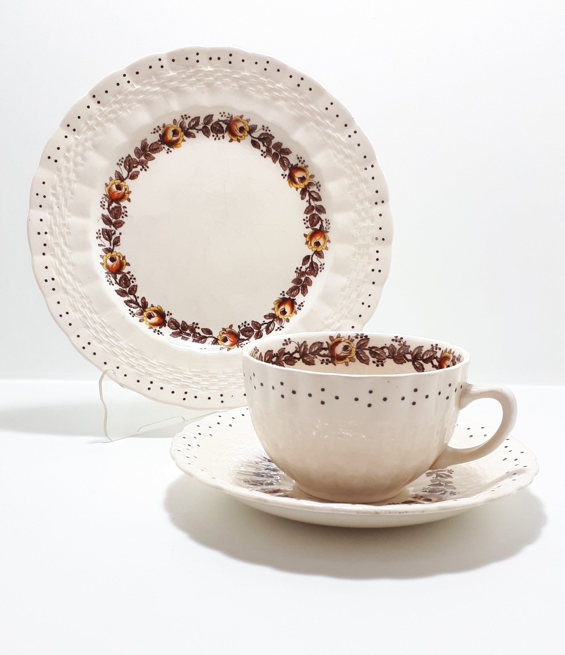 1940's Porcelain Simpsons Potters Ltd. Ambassador Ware Tea Trio - Chetwynd Pattern