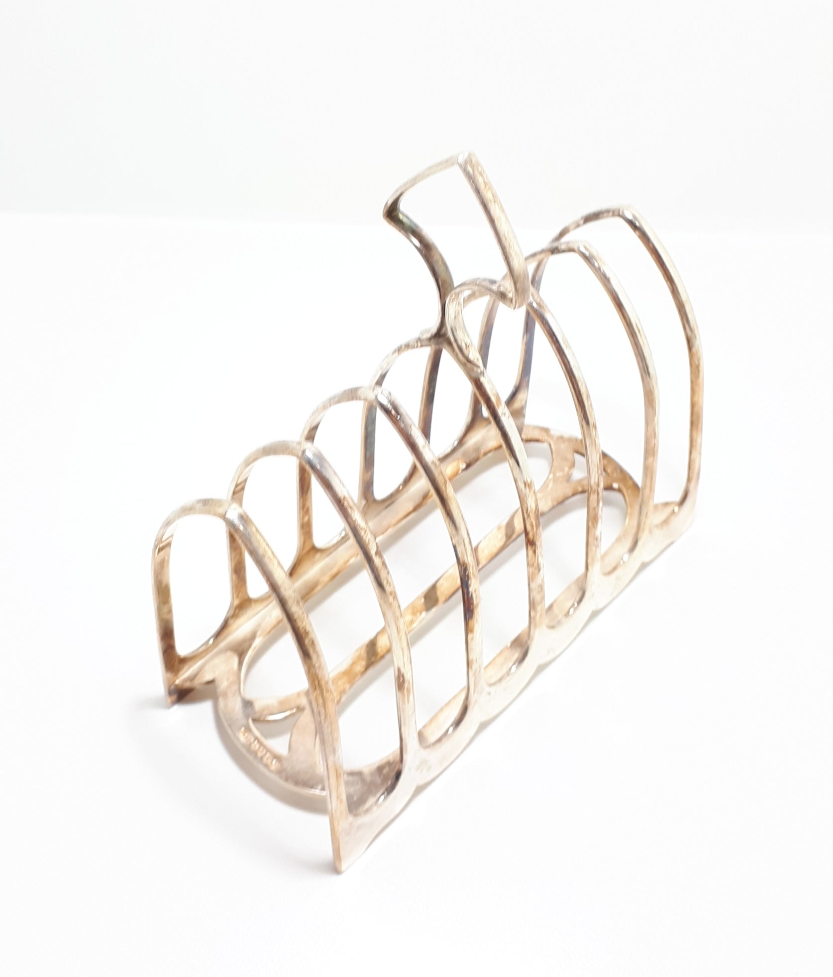 Antique 1893 – 1902 William Hutton & Sons, Birmingham Silver Plated 6-Slice Toast Rack – Gothic Arched Bars in Art Deco Style