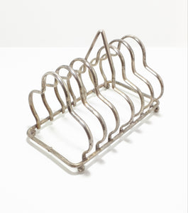Silver Plated 6-Slice Toast Rack – Quatrefoil Design With Triangular Handle