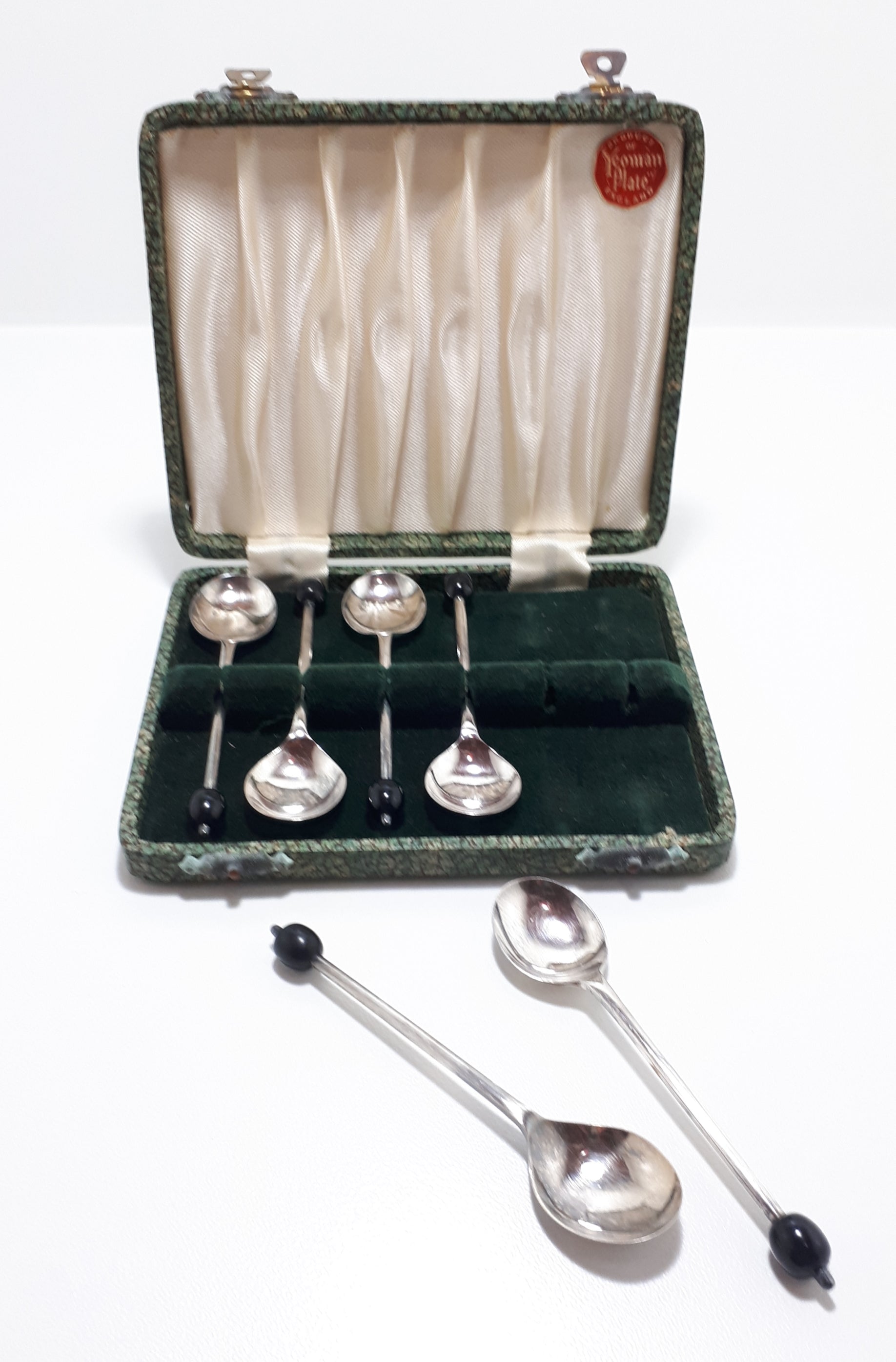 1940’s Set of Silver Plated Yeoman Plate Coffee Spoons in Original Case
