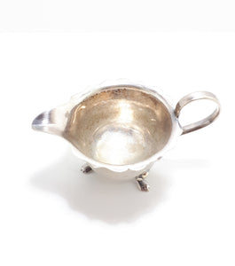Vintage Warranted Guaranteed Hard Soldered Silver Plated Creamer With Paw Feet