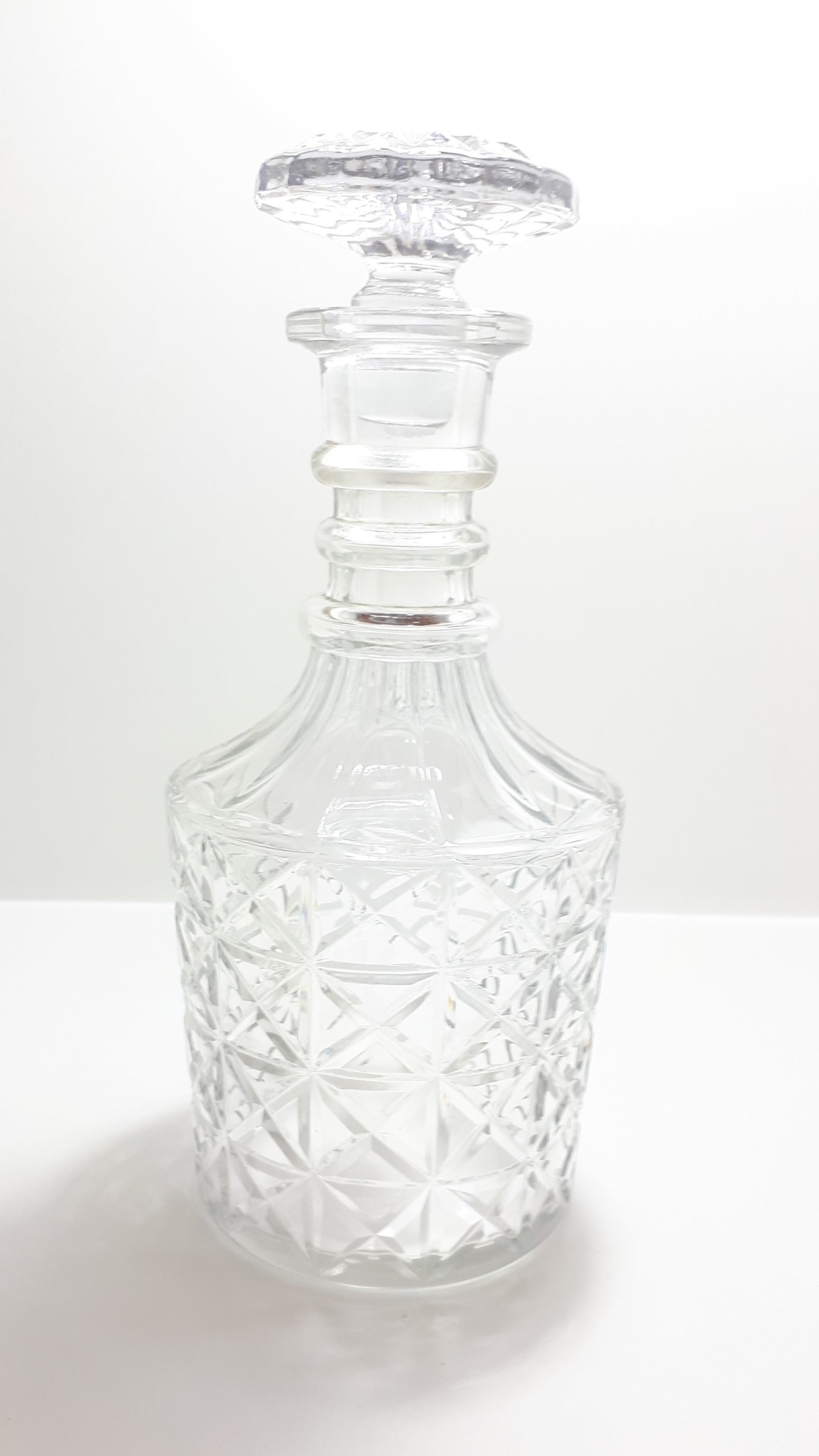 Large Vintage Lead Crystal Whiskey Decanter in Classical Stuart Decanter Style