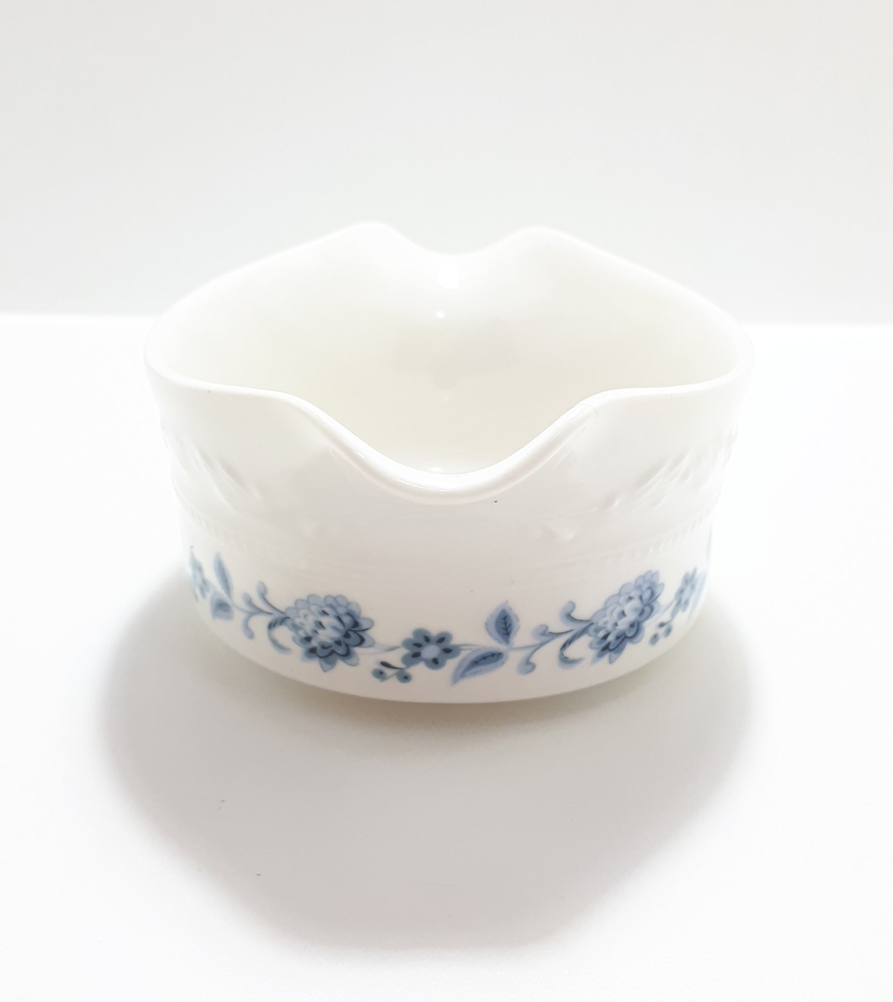 La Rochelle Fine China RSA Blue Danube Gravy / Sauce Boat