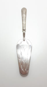 Solid & Heavy Designer Cake Lifter With Serrated Edge - Italy