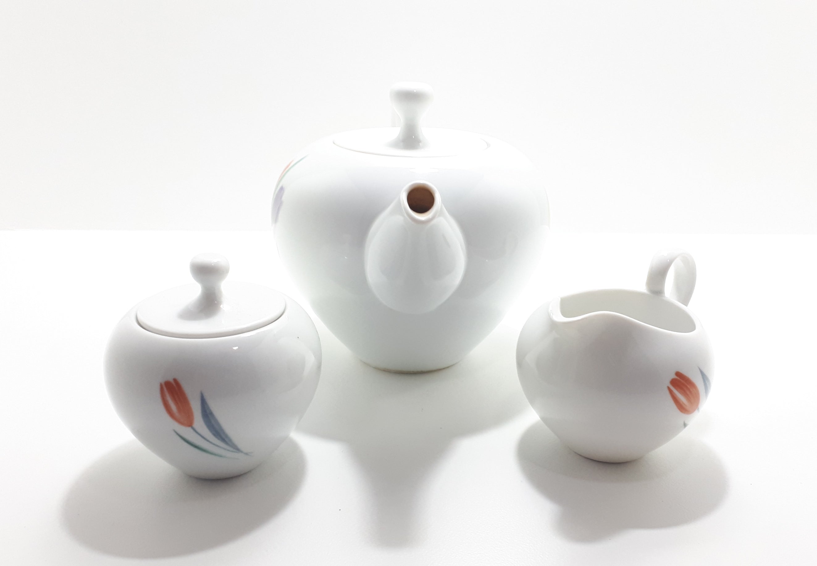 An Exquisite Find & Highly Collectable – Thomas (Rosenthal Germany) Eva Zeisel Tea Set – Tea Pot, Creamer & Sugar Bowl
