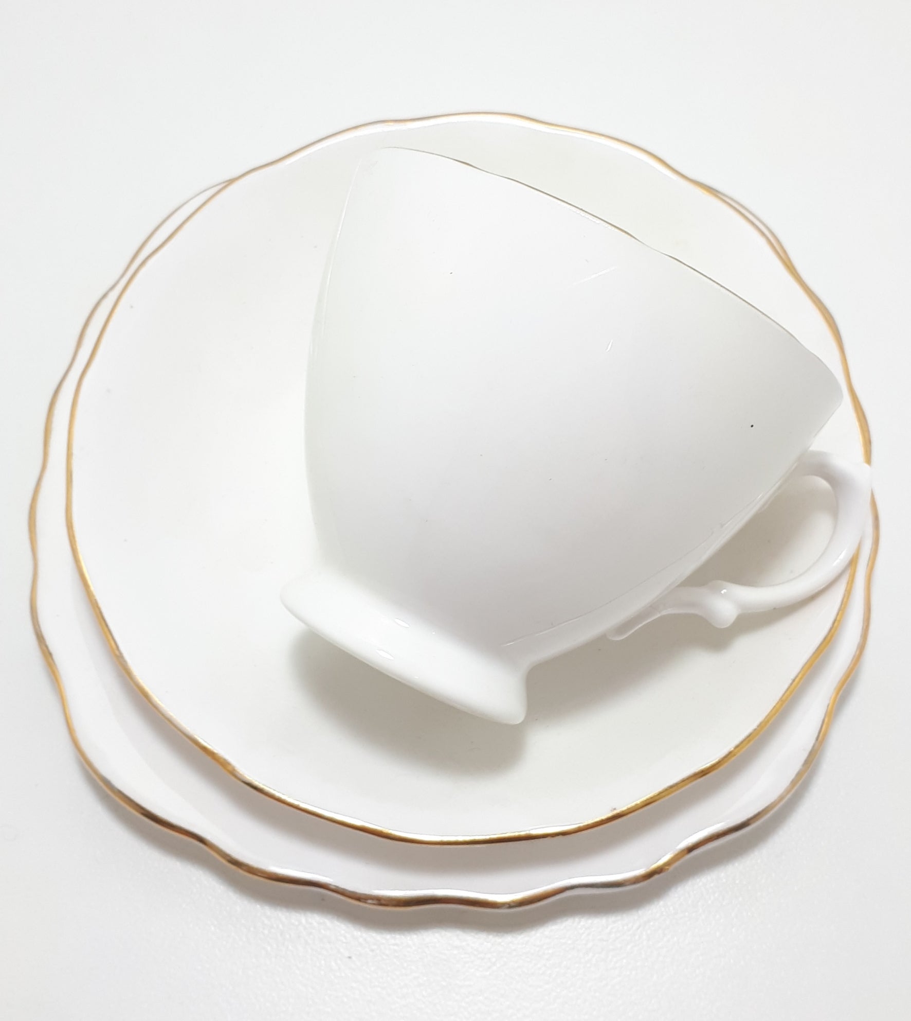 1950’s Royal Vale Pure White With Gold Trim Tea Trio
