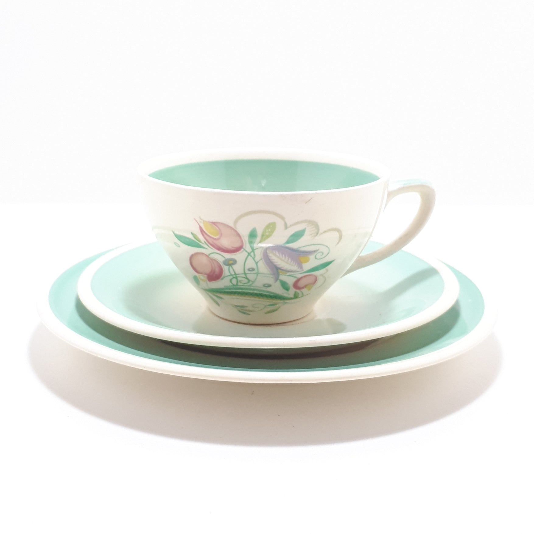 Susie Cooper Dresden Spray Breakfast Trio