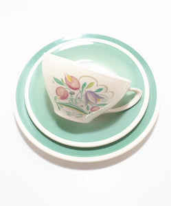 Susie Cooper Dresden Spray Breakfast Trio