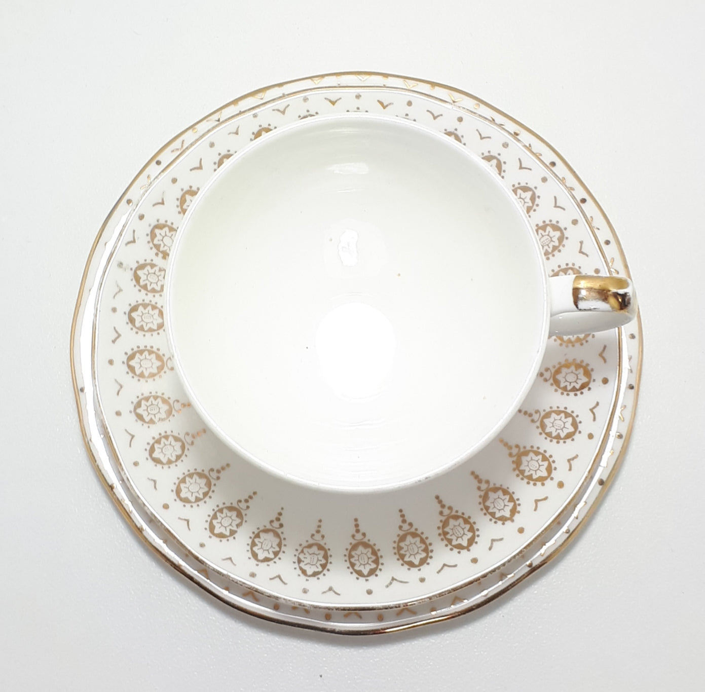 Queen Anne Bone China White & Gold Trios – Pattern 7934