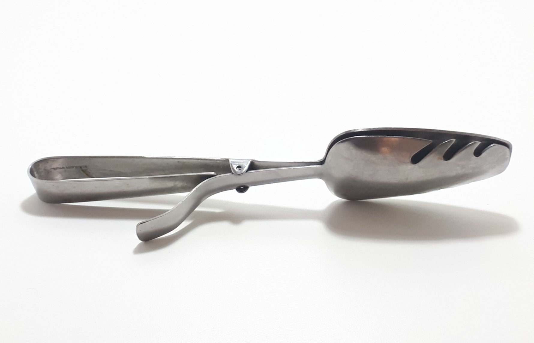 Stainless Steel Tensile Action Kitchen Tong
