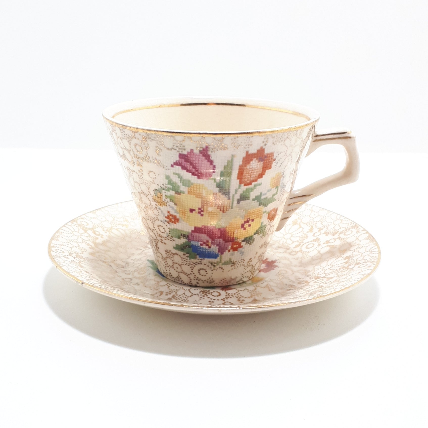 1933-1942 Vintage Hollinshead & Kirkham, Tunstall Tea Duo
