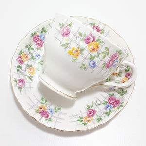 1940’s Tuscan Fine Bone China Tea Duo - Roses On Trellis C7903G