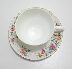 1940’s Tuscan Fine Bone China Tea Duo - Roses On Trellis C7903G