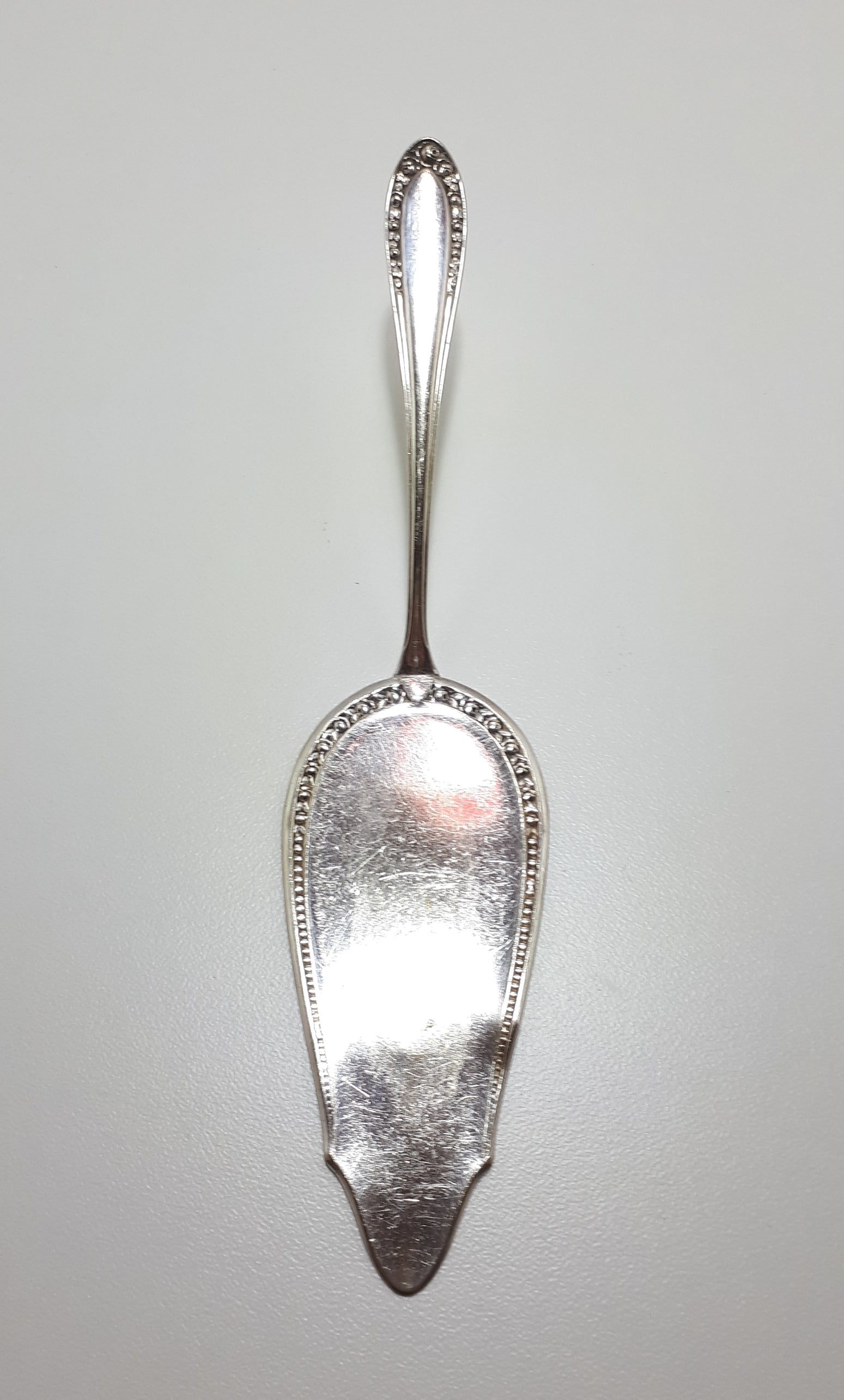 Alpacca 90 Vintage Cake Lifter