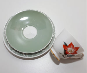 Tuscan Fine English Bone China Tea Trio - Poinsettia
