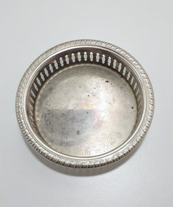 Pierced & Etched Silver Plated Bottle Coaster With Feather Pattern Rim