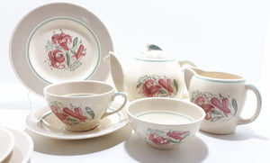 Susie Cooper Tea Set For Two – Kestrel Shape & Tiger Lily Pattern