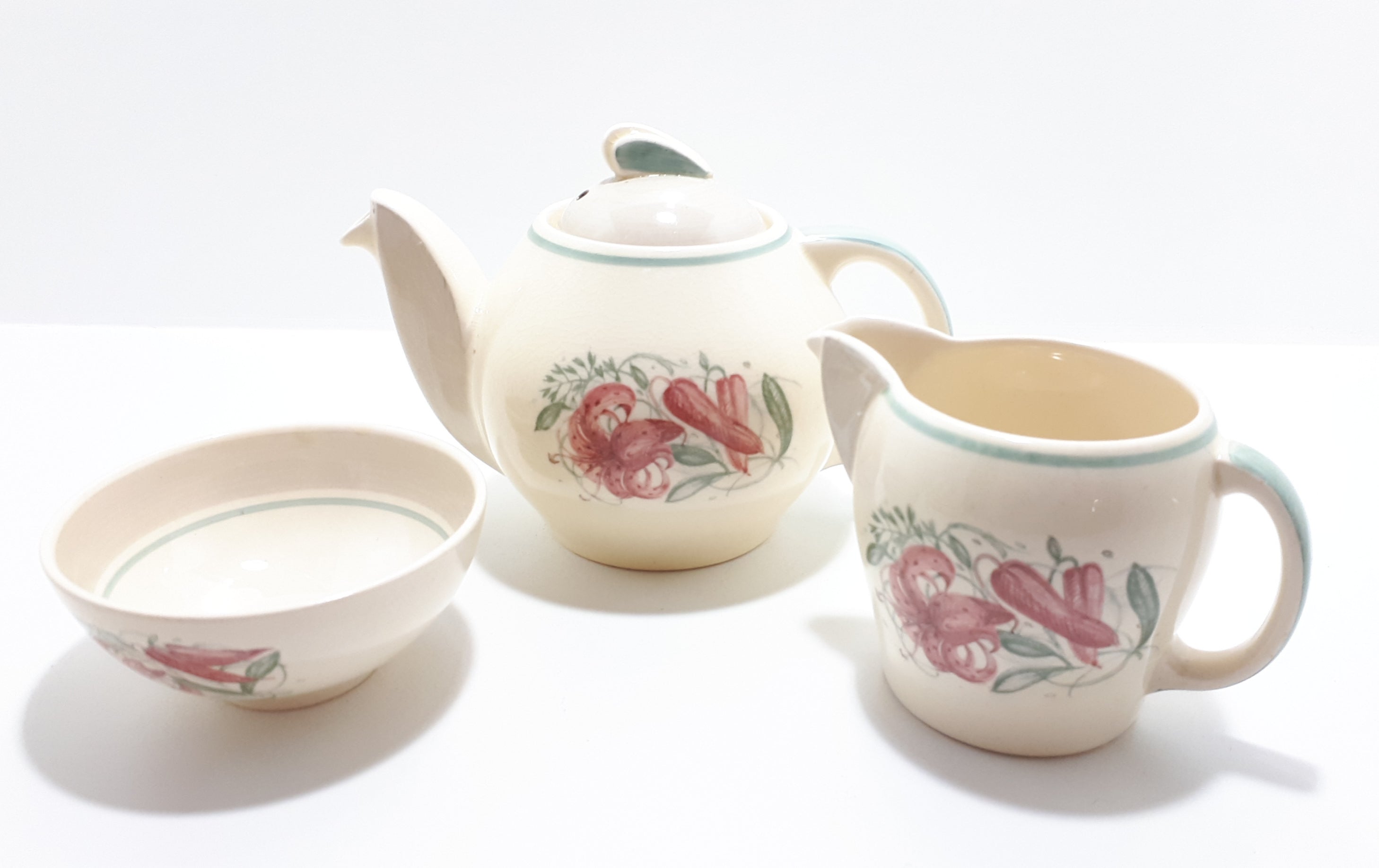 Susie Cooper Tea Set For Two – Kestrel Shape & Tiger Lily Pattern