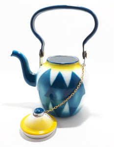 Quirky Little Garnet Enamel Tea Pot – 1 Litre Capacity