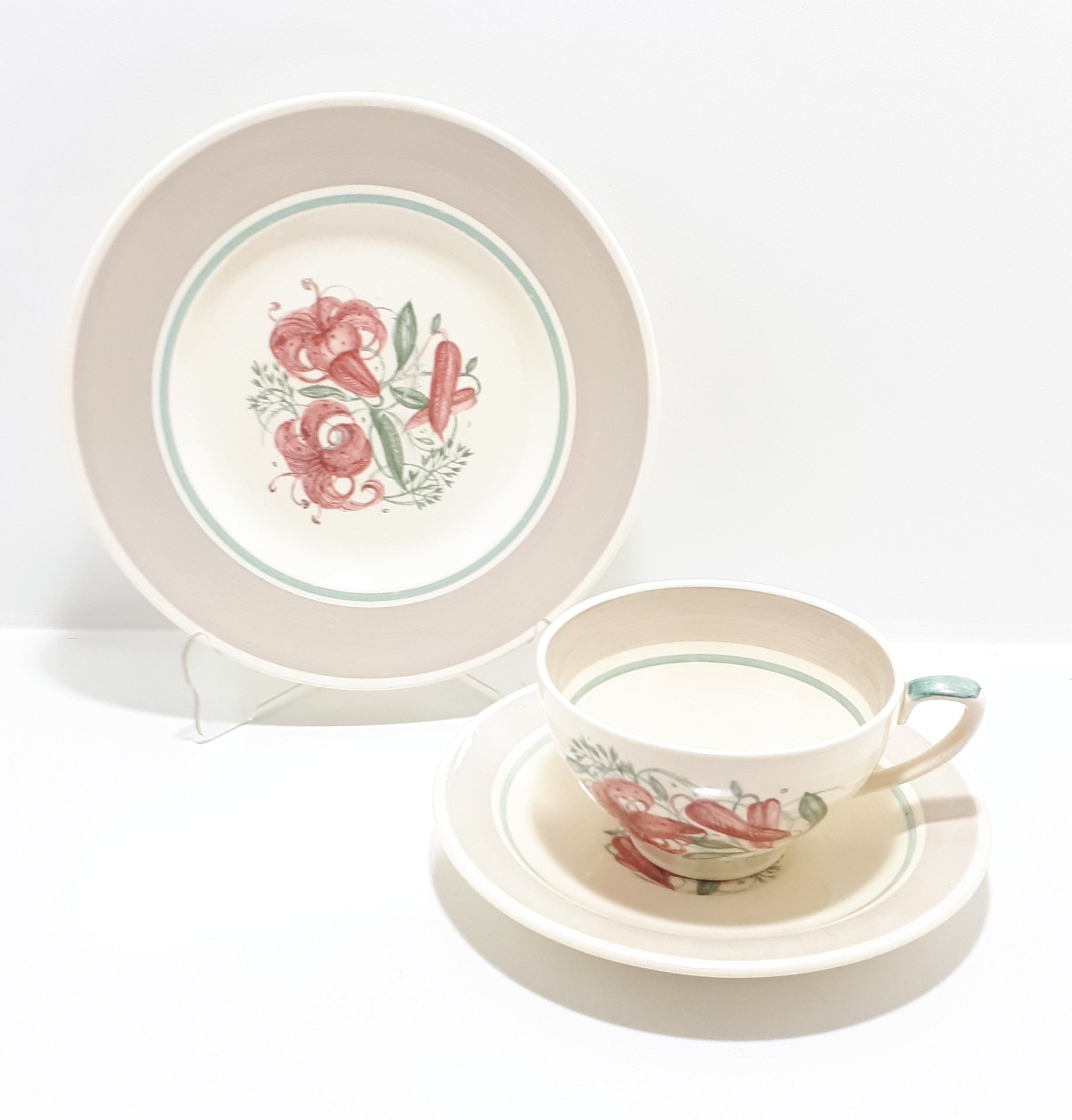 Susie Cooper Tea Trio (Cup, Saucer & Tea Plate) –Tiger Lily Pattern