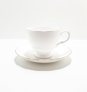 Crisp White Fine Porcelain Queen Anne Duo – Pristine Condition