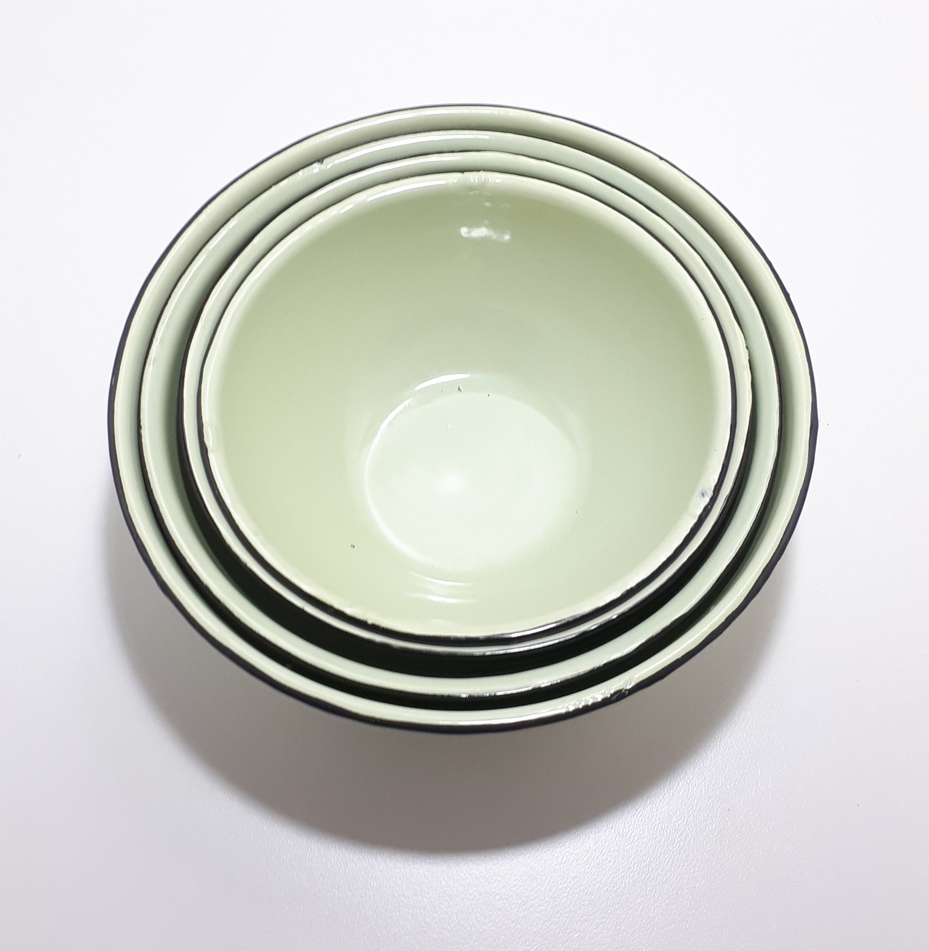 Vintage Enamel 4 Piece Bowl Set
