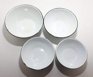 Vintage Enamel 4 Piece Bowl Set
