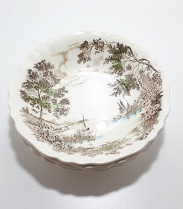 Highly Collectable Picture ware Set Of 4 Soup Bowls – J&G Meakin “Olde Avon Dale”