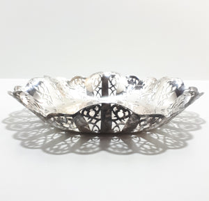 Silver Plated Pierced Display / Presentation Bowl