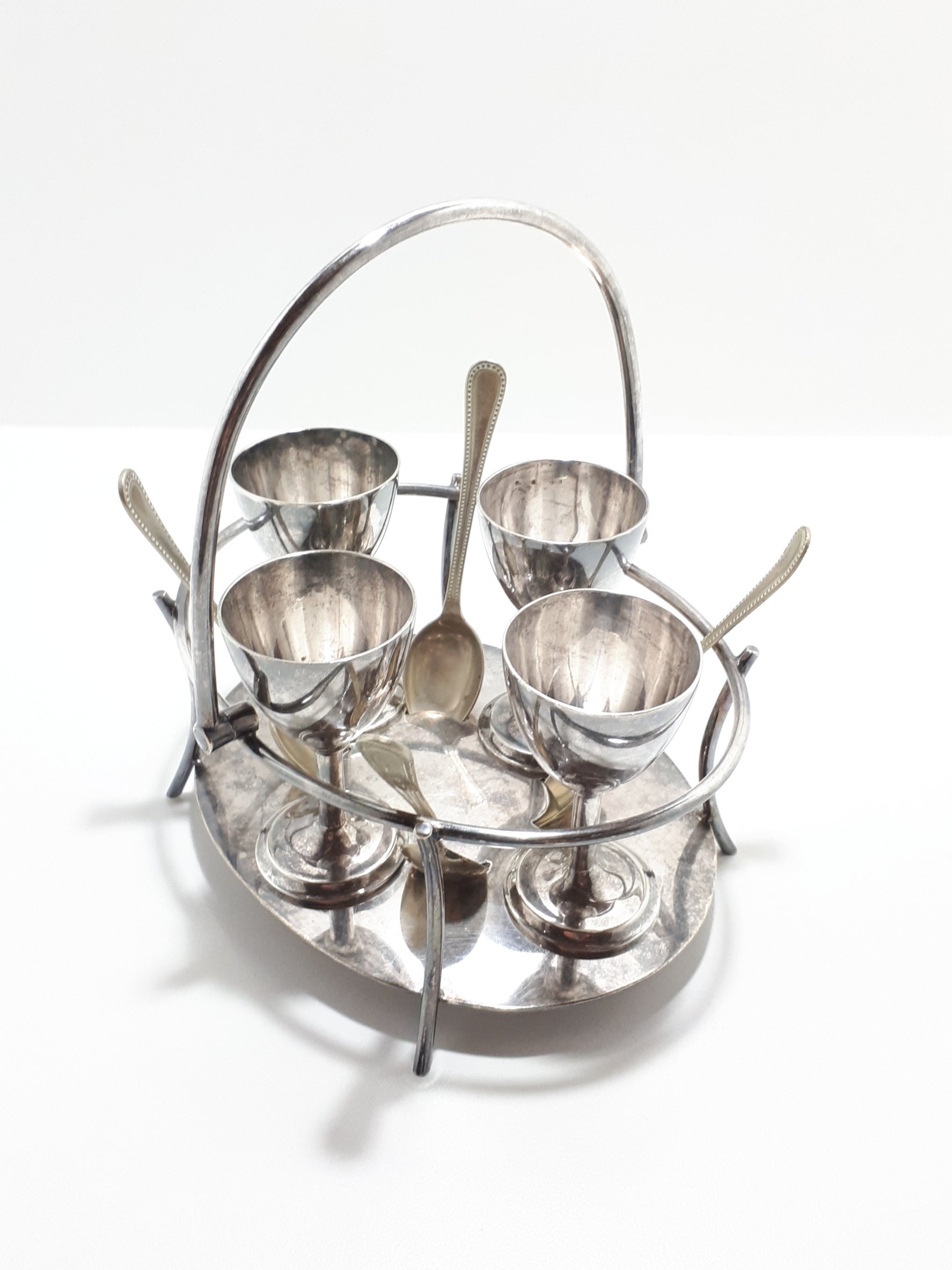 1950’s Silver Plated Breakfast Stand With 4 Egg Cups & Spoons – Swing Handle