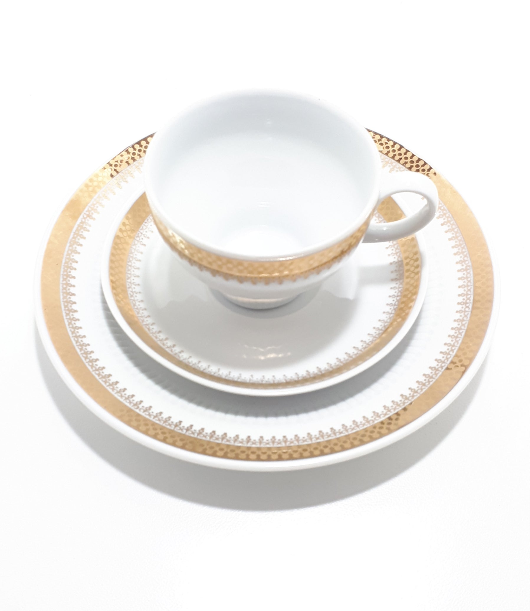 Kahla (Germany) Tea Trio – Cup, Saucer & Tea Plate