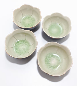 4 Piece Ceramic Glazed Dip Or Relish Bowls – Lotus Flower