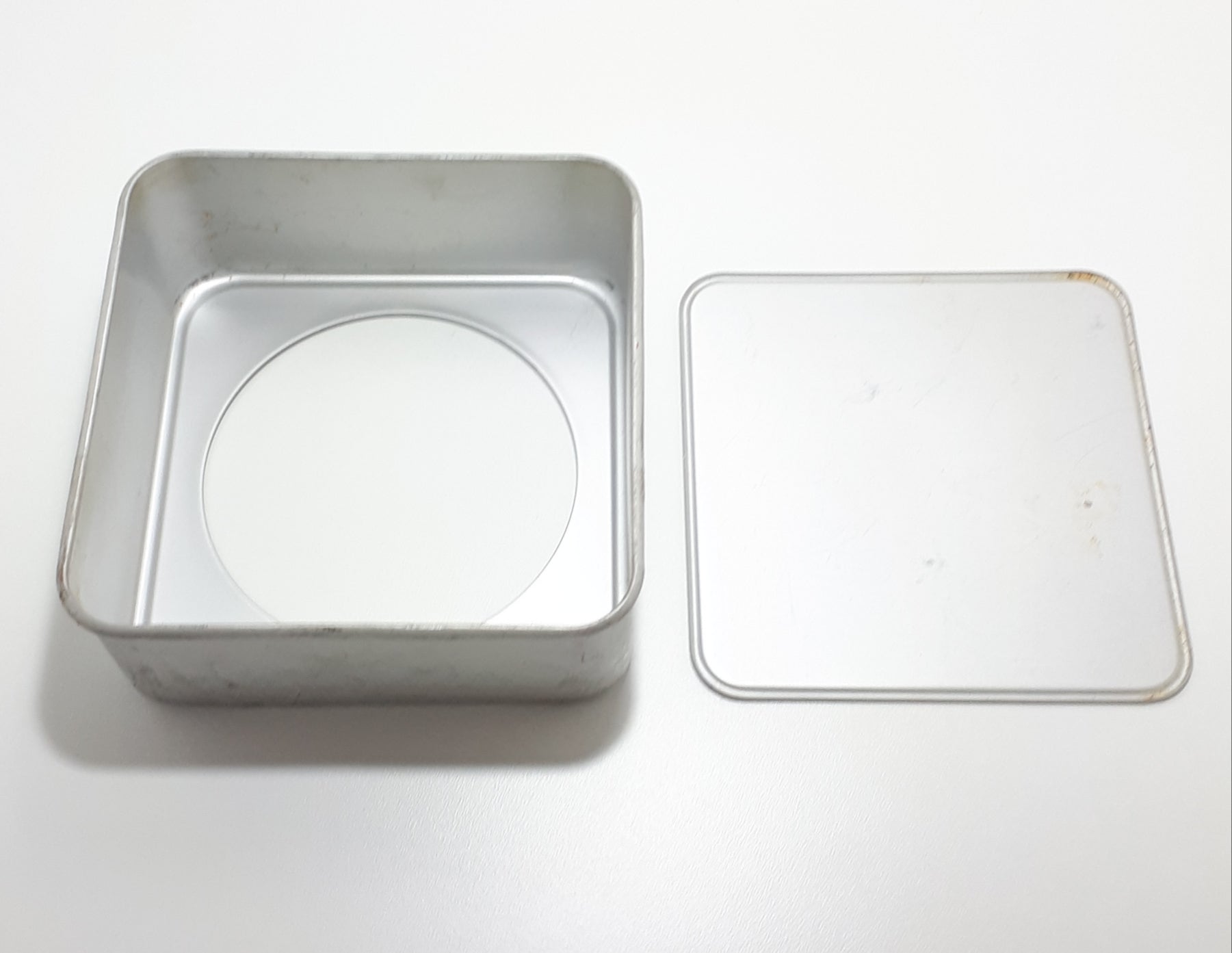 Square Aluminium Cake Pan With Removable Base