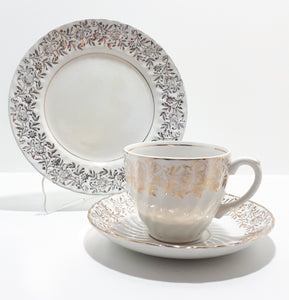 1960’s Royal Wessex White Ironstone Range Swinnertons Tea Trio – Golden Arbour Pattern, Warranted 22 KT Gold