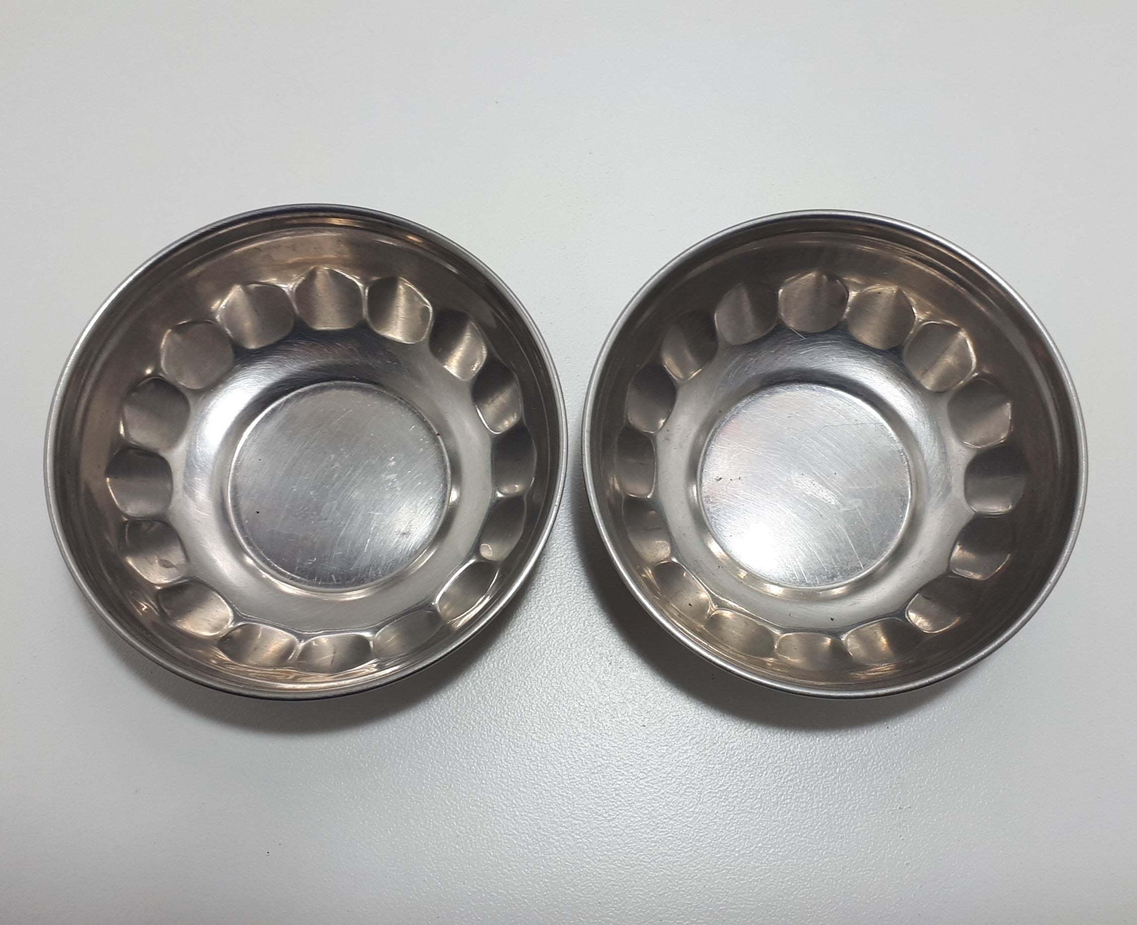 Pair Of Two Stainless Steel Food Prep / Spice Bowls