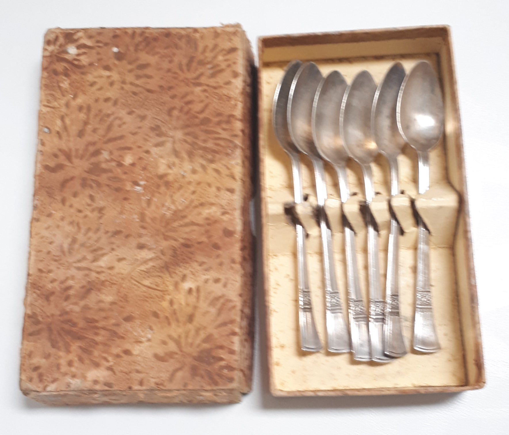 Set Of 6 Boxed Vintage Silver Plated Tea Spoons – Flared Handle Rd No. 829600